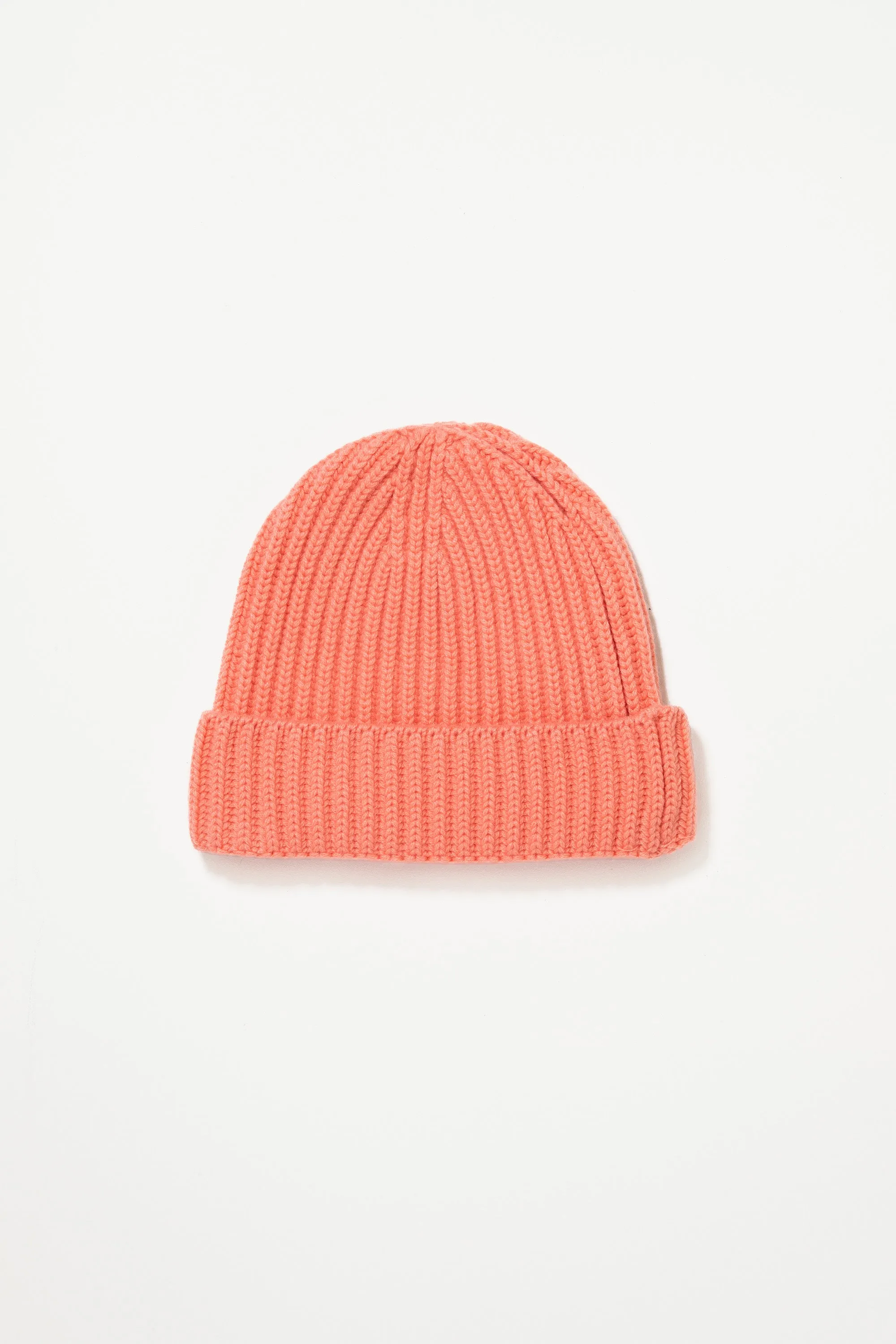 Unisex Made in Scotland Cashmere Beanie - Peach Pink